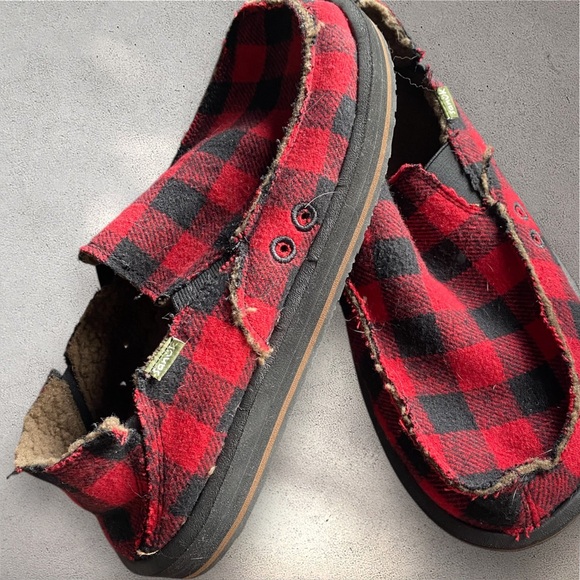 Sanuk Cozy Red and Black Plaid Slip-On Loafers - Picture 3 of 7